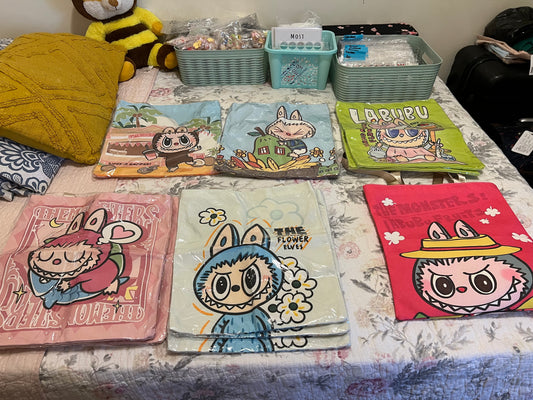 Assorted Tote Bags - 2 Each